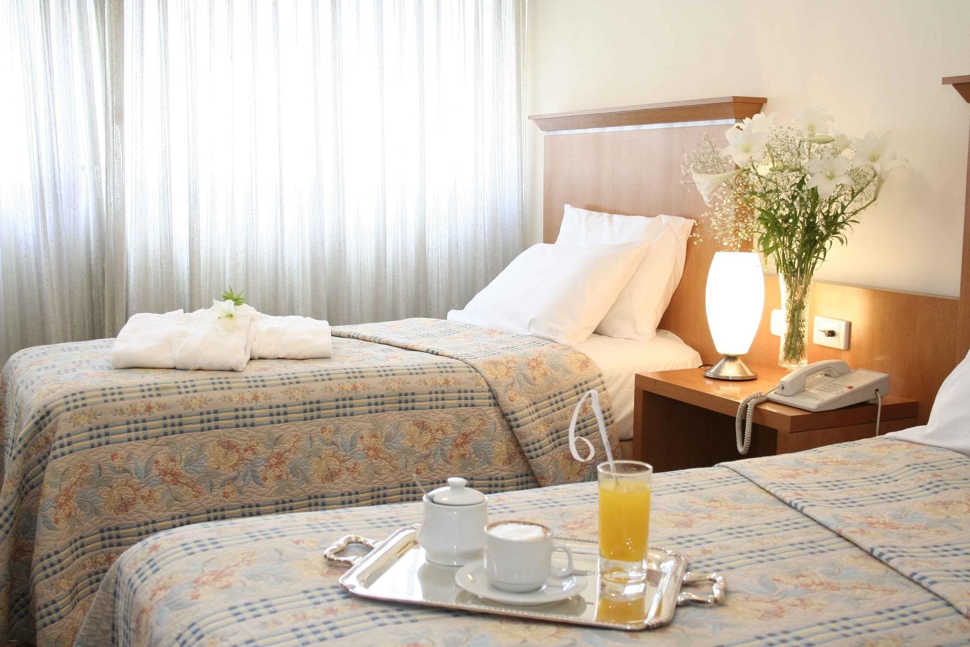 Ariston Hotel Rosario Bagian luar foto